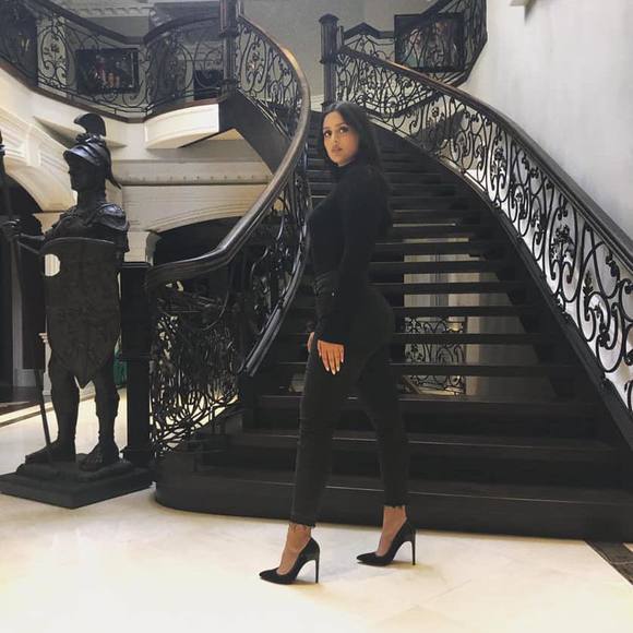 Meet your Posher, Mashal - Picture 1 of 1